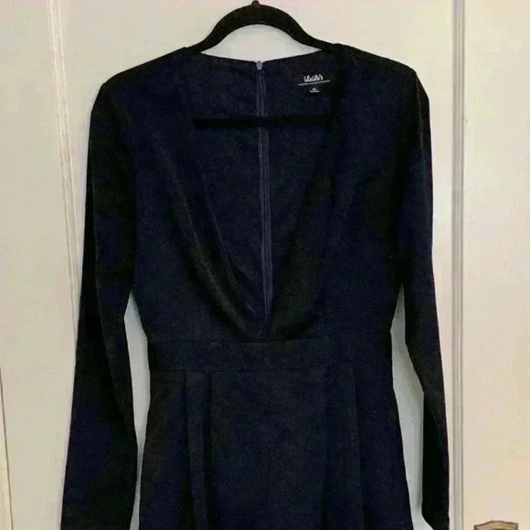 Lulus Plunge Neckline Long Sleeve Romper Womens Size M, Navy - Picture 2 of 13